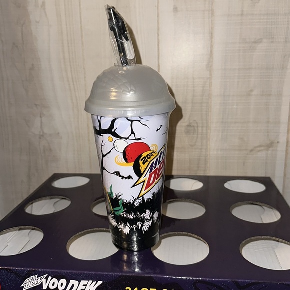 Mountain Dew Voodew 2024 Color
Changing Froster Cup! - Picture 5 of 5
